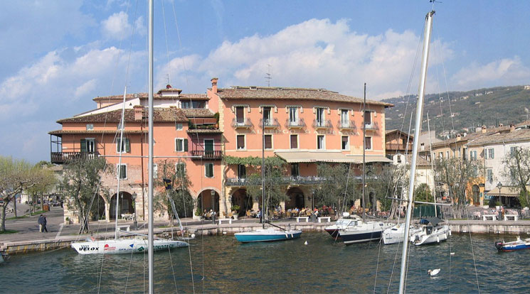 hotel bardolino lake garda